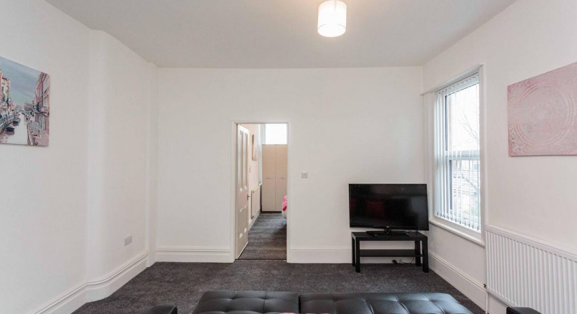1 Bedroom Flat, Burlington Road, FY4