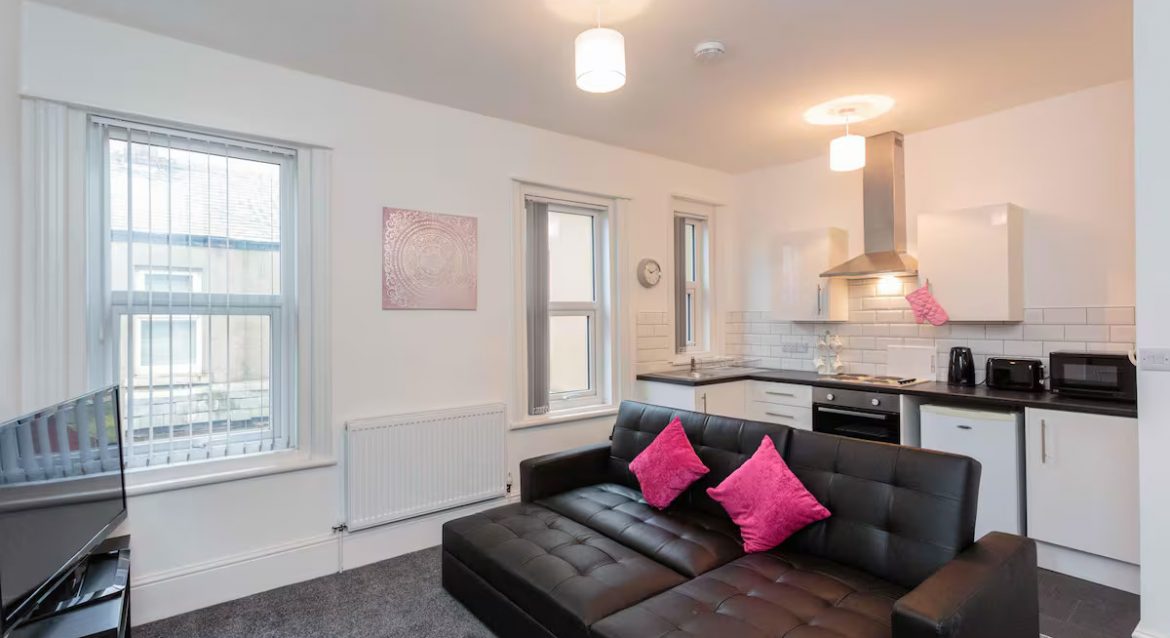 1 Bedroom Flat, Burlington Road, FY4