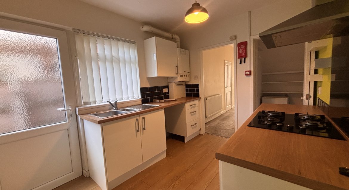 1 Bedroom Flat, Waterloo Road, FY4