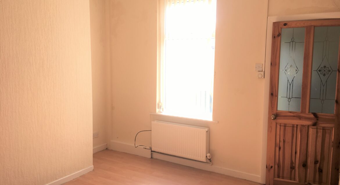 2 Bedroom House, Adelaide Street, FY7