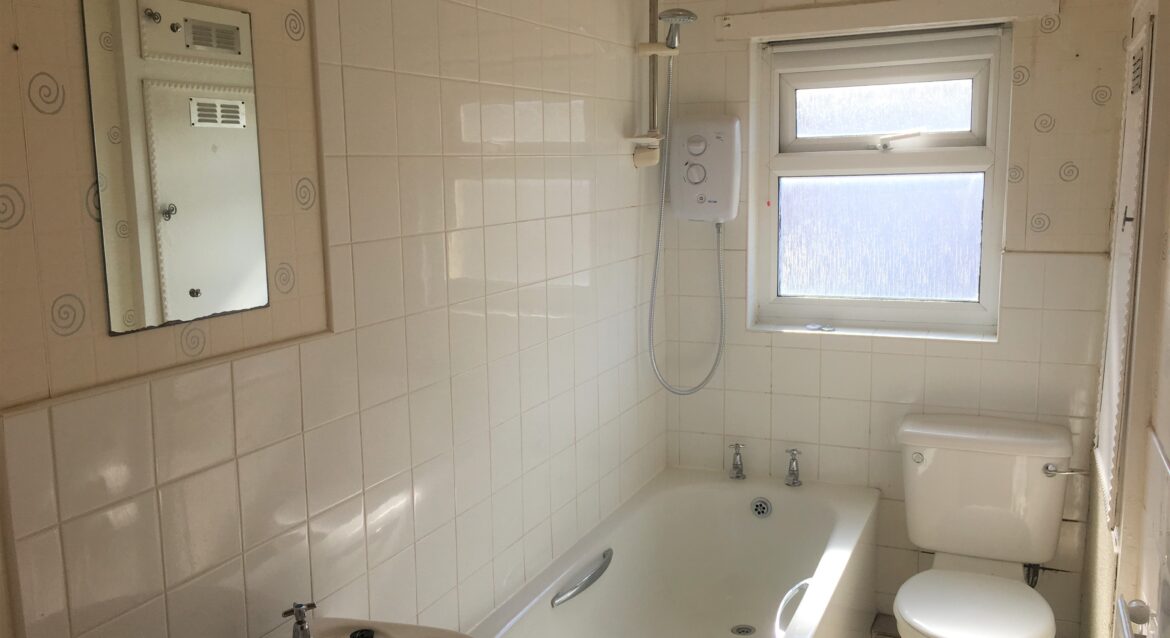 2 Bedroom House, Adelaide Street, FY7