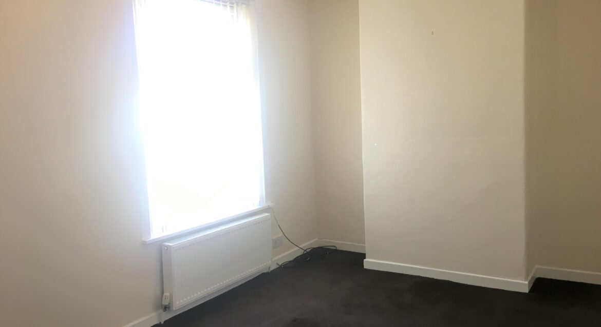 2 Bedroom House, Adelaide Street, FY7