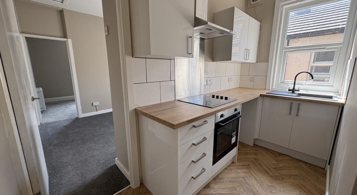 1 Bedroom Flat, Cheltenham Road, FY1
