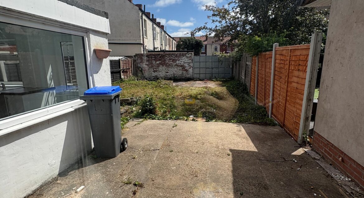 3 Bedroom House, Chislehurst Avenue, FY4