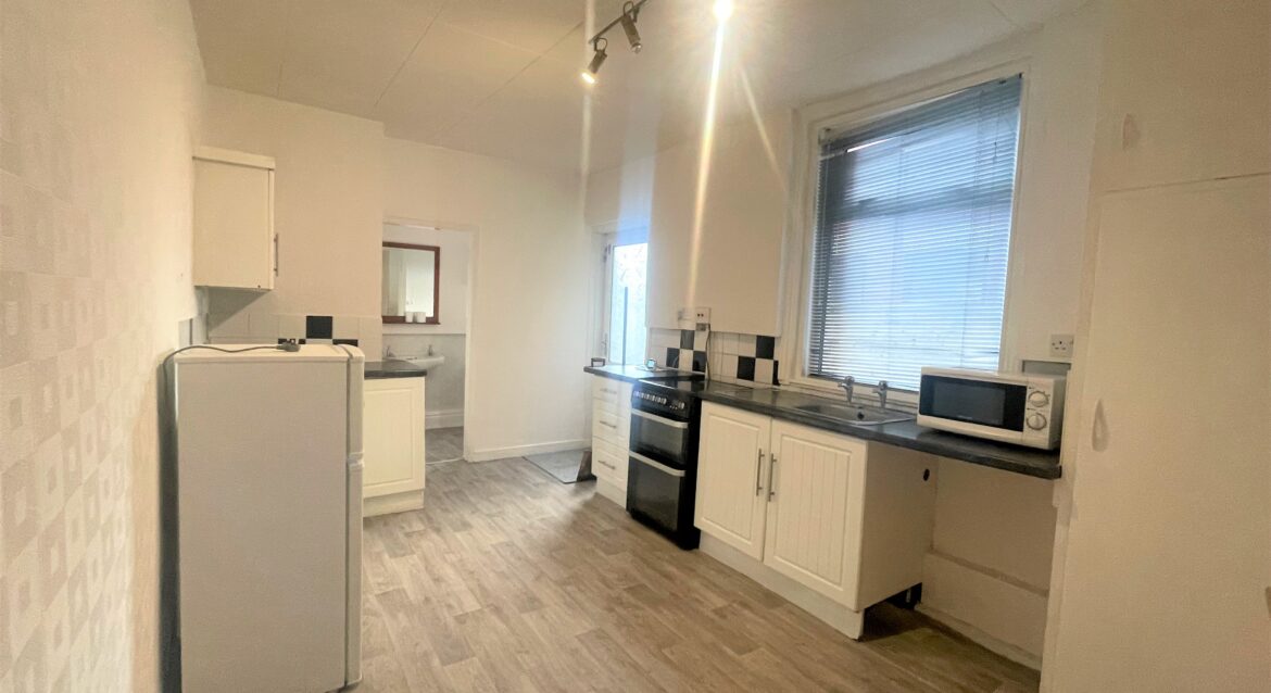 GF 1 Bedroom Flat, Oxford Road, FY1