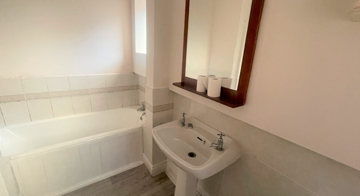 GF 1 Bedroom Flat, Oxford Road, FY1