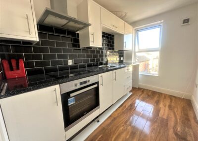 2 Bedroom Flat, Springfield Road, FY1