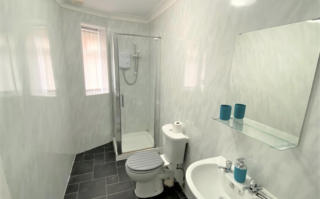 GF 1 Bedroom Flat, Warbreck Drive, FY2