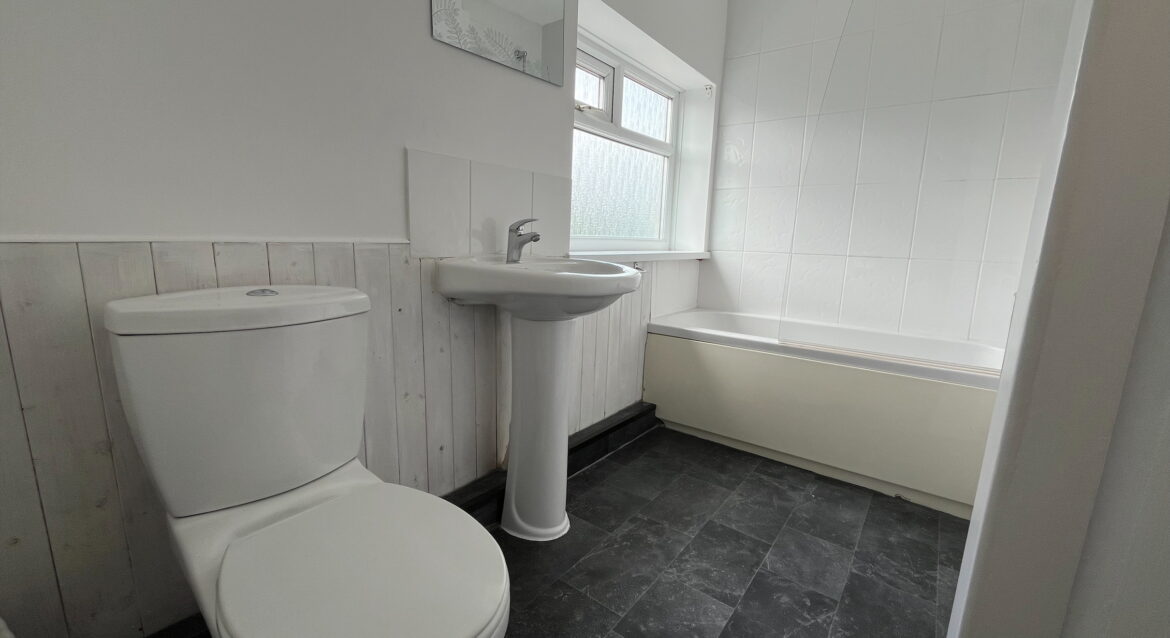 3 Bedroom House, Chislehurst Avenue, FY4