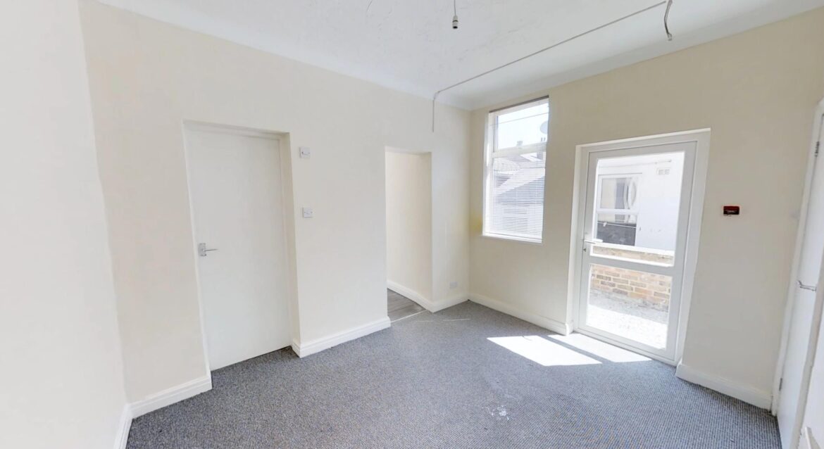 GF 1 Bedroom Flat, Park Road, FY1