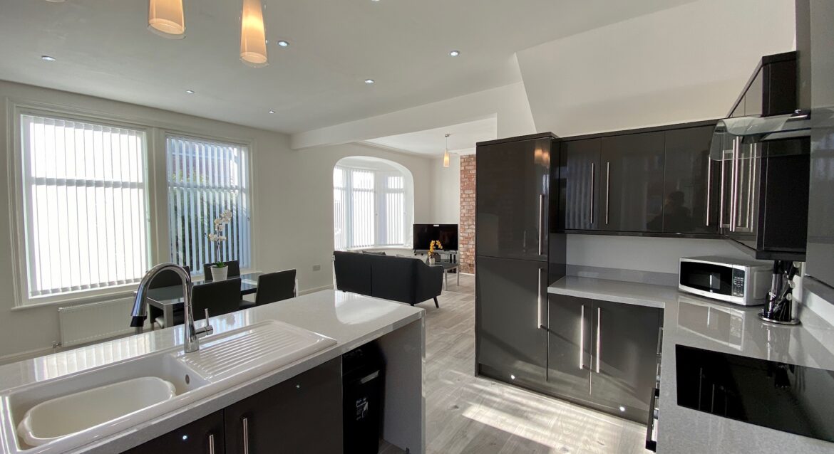 Room 1, Westcliffe Drive, FY3