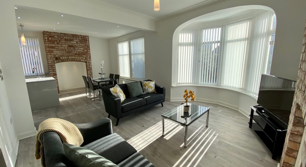 Room 4, Westcliffe Drive, FY3