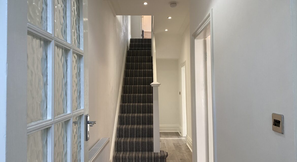 Room 4, Westcliffe Drive, FY3